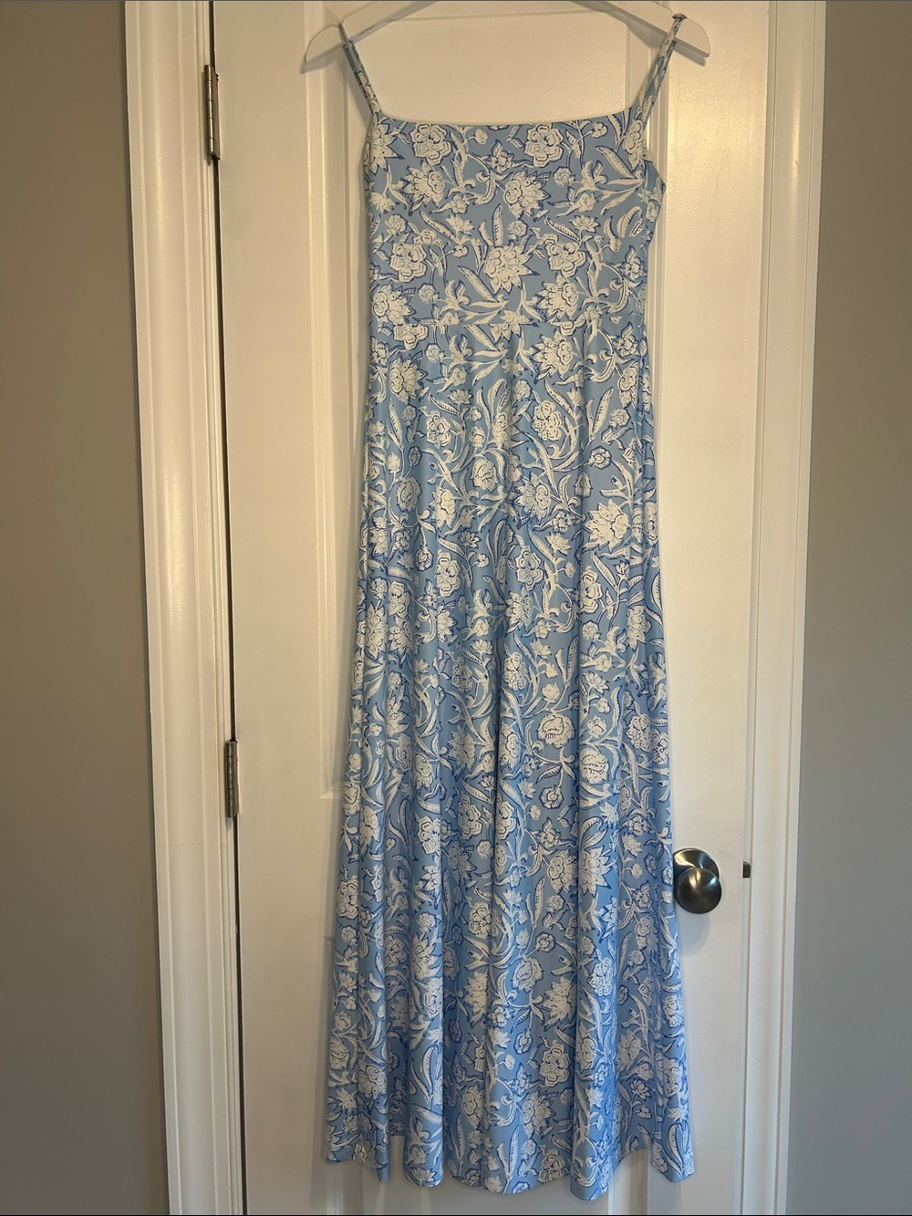 Smith & Quinn Blue Floral Maxi Dress - Light Blue & White